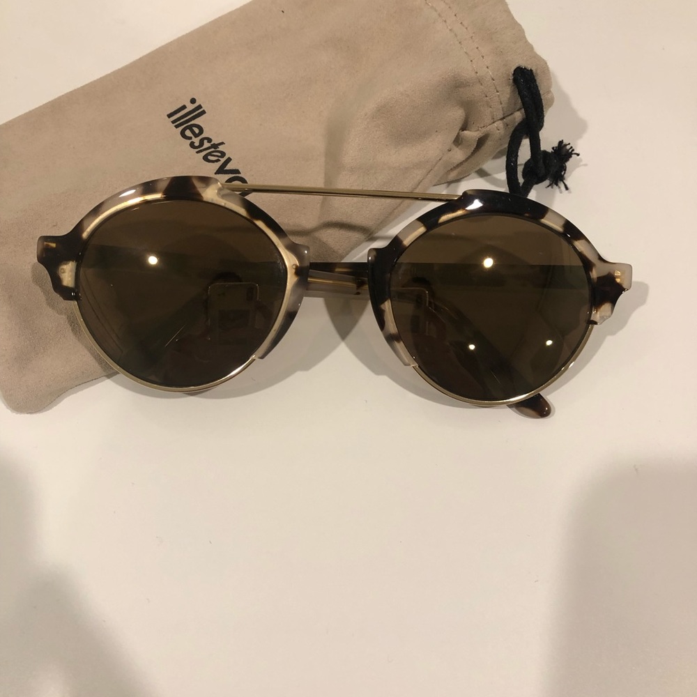 Illesteva Sunglasses